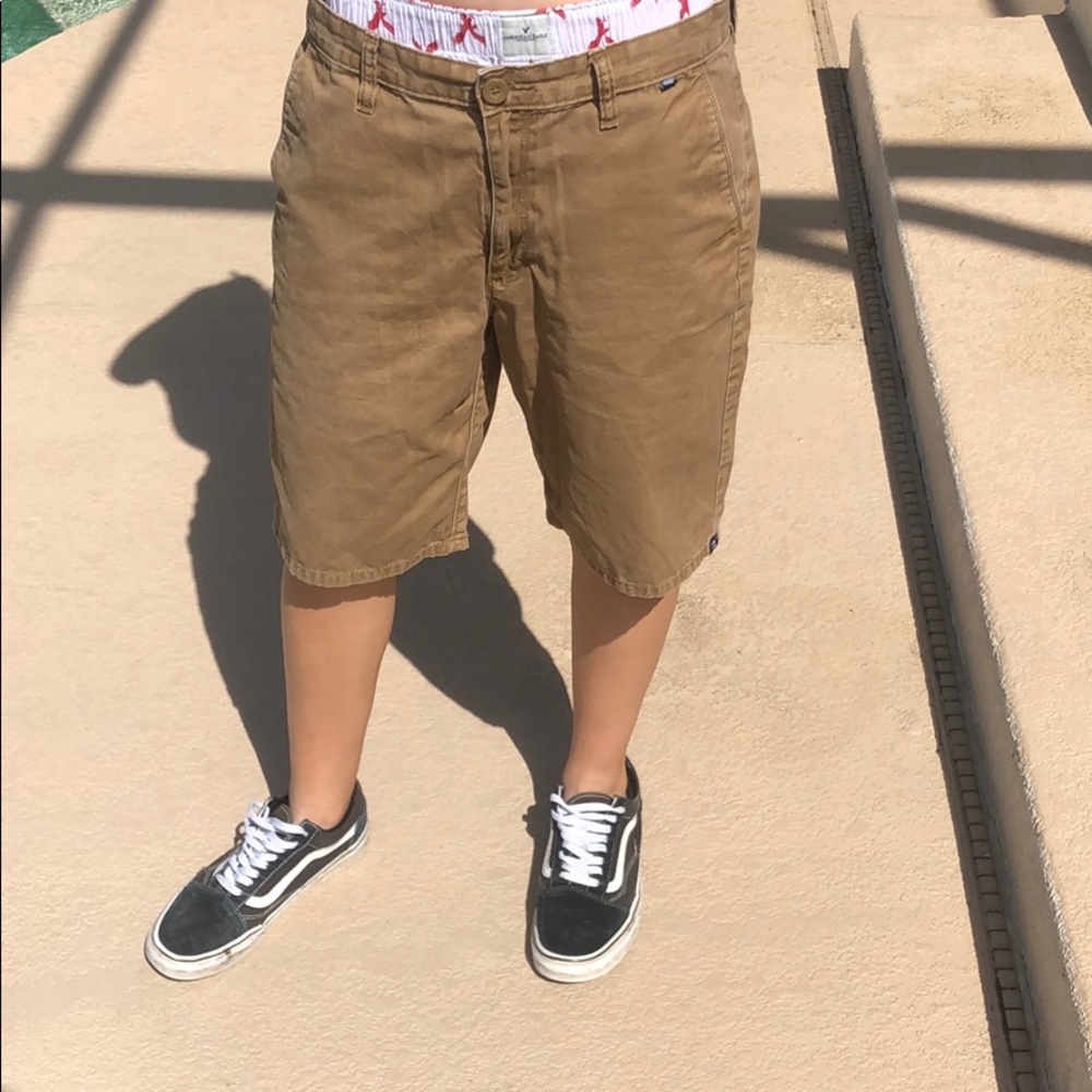 Vans shorts💢2 for 40$💢